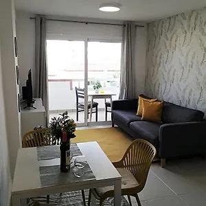 https://kc-home-abroad.in-canary-islands.com